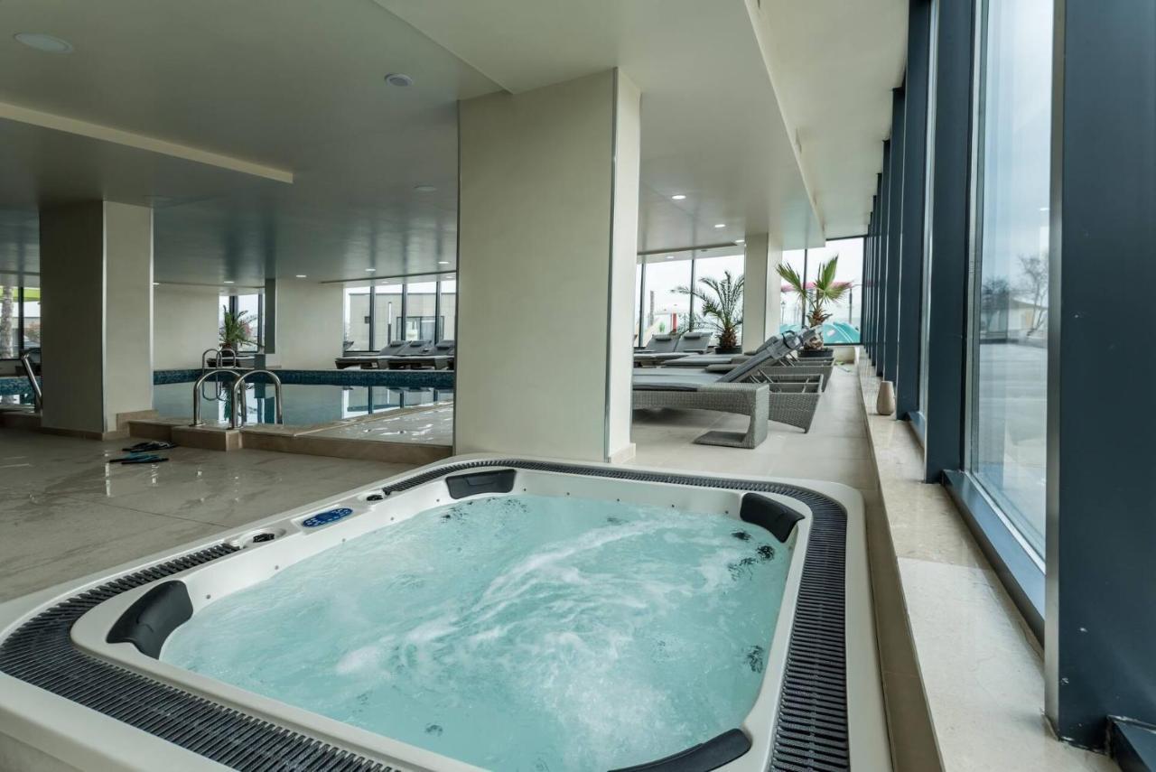 LUXURY KLN Mamaia Nord Apartment Năvodari Exterior foto