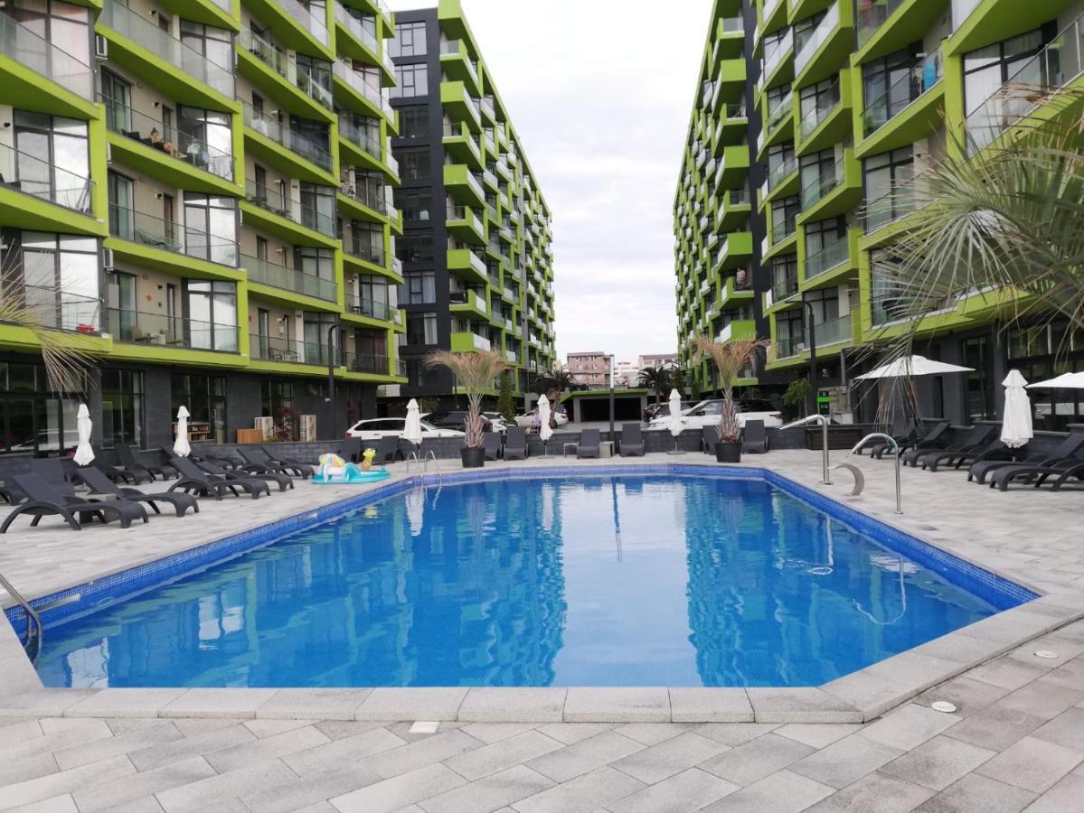 LUXURY KLN Mamaia Nord Apartment Năvodari Exterior foto