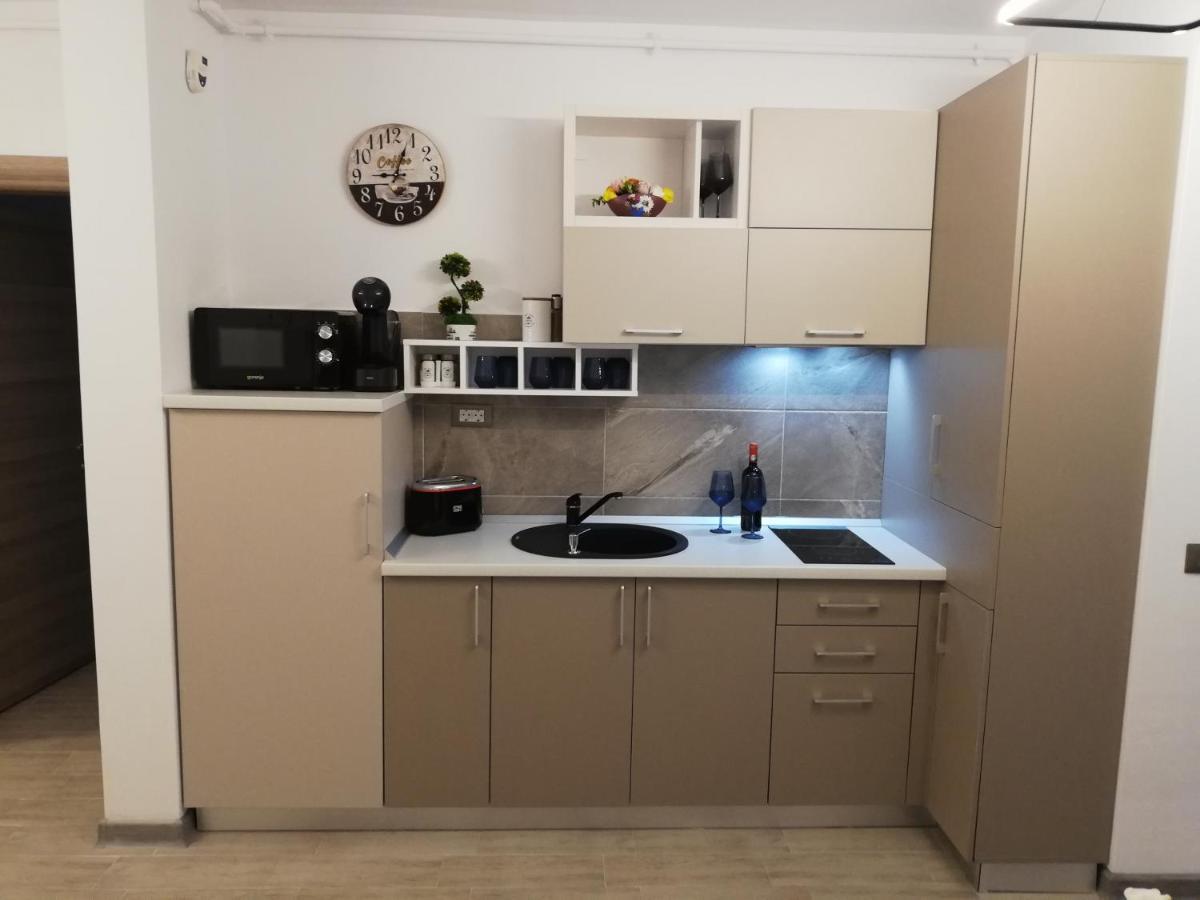 LUXURY KLN Mamaia Nord Apartment Năvodari Exterior foto
