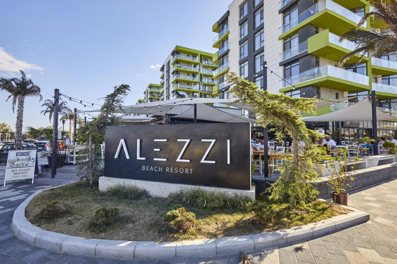 LUXURY KLN Mamaia Nord Apartment Năvodari Exterior foto